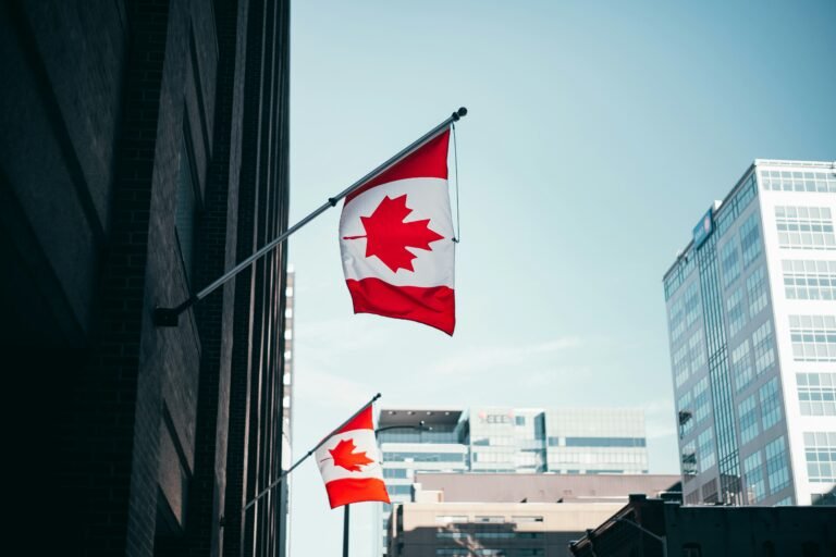 Undergraduate Scholarship in Canada for Asian Students