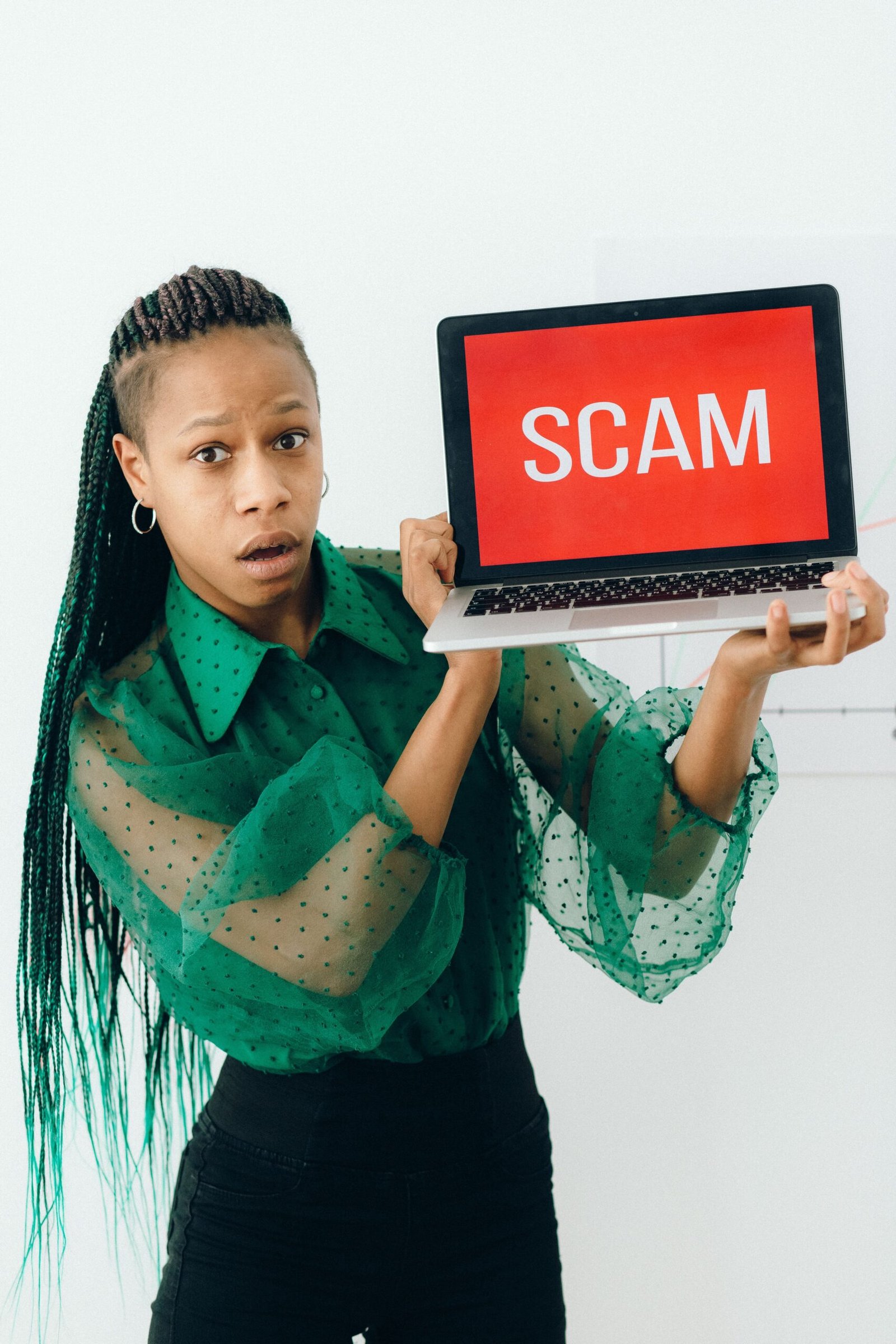 Student learning how to identify scholarship scams and red flags